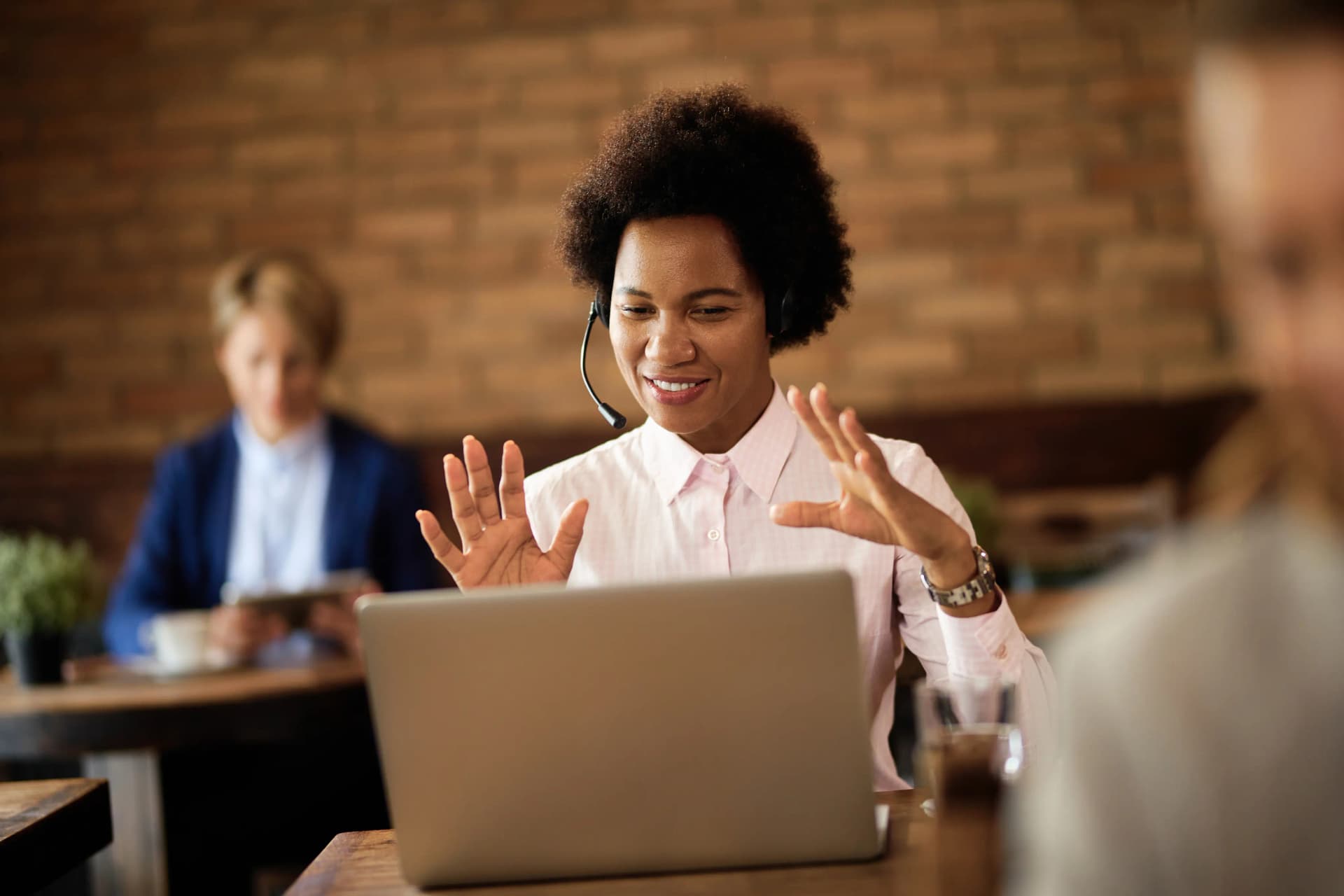 Support team member resolving customer transaction issues